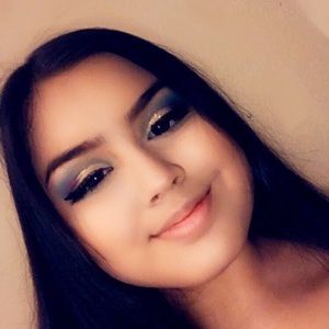 Meet your Posher, Sofia